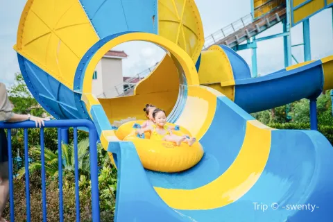 Hengdian Dream Valley Water World