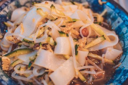 叶新小吃店(来凤小区总店)