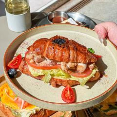 两点钟·烘焙·早午餐 Doppio'clock Bakery&Brunch(苏宁广场店) User Photo