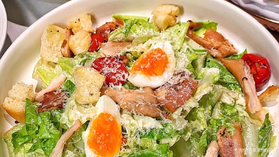 ZU MU DE CHU FANG XI CAN TING