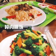 哈里克特色抓饭 User Photo