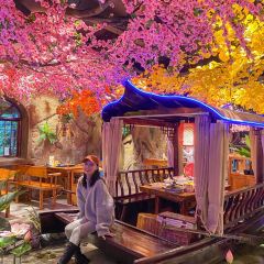 山水溶洞·酸辣鸭掌(长寿东方水岸店) User Photo