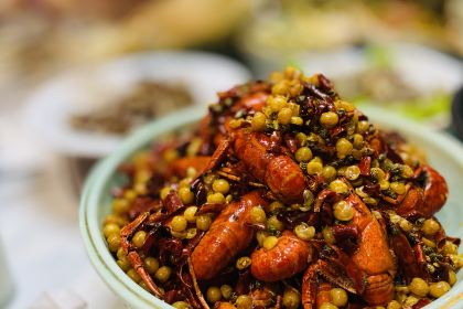 猴哥烤王·胖子龍蝦(湖濱商業街一號店)