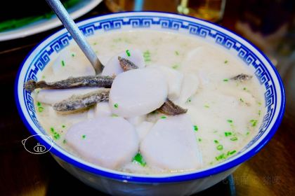 贡江楼(于都店)