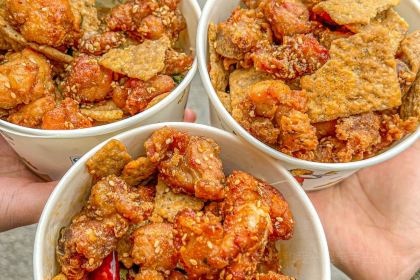 Chongqingguobayinniandai Hot Pot (hanghailu)