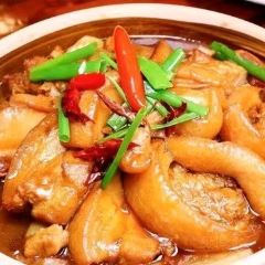 XIN YANG SHUAN GUO CHENG User Photo