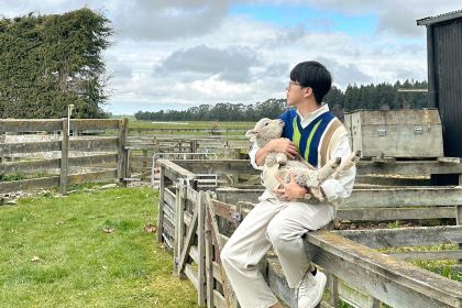 Tussock Hill Vineyard and Cellar Door Restaurant