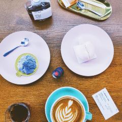 MOOI CAFE User Photo