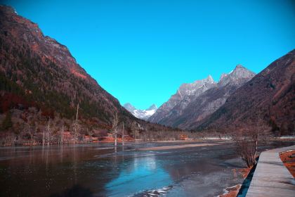 四姑娘山阿巴郎·藏式花园餐厅