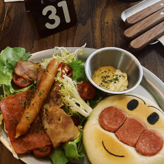 浮遊面包咖啡馆(小公园店) User Photo
