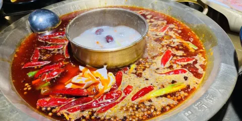 巴蜀懶人火鍋（龍頸路店）