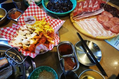 崔三胖韩国烤肉社(一藤·城东三店)