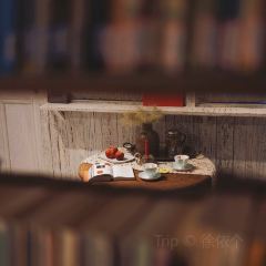阁楼咖啡书吧茶餐厅 User Photo