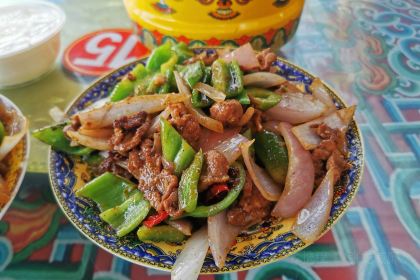 马蹄寺藏裕快餐厅