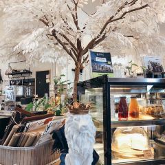 Gimmick Cafe' User Photo