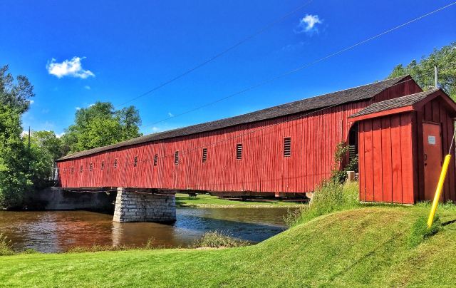 West Montrose Covered Bridge (Kissing Bridge)