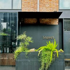 Logout Cafe User Photo