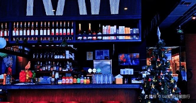 Two Birds One Stone·一石二鸟(木色店)