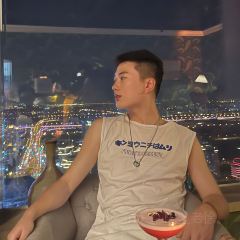 Blue whisky&cocktail User Photo