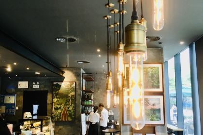 Starbucks (Wangfujing)