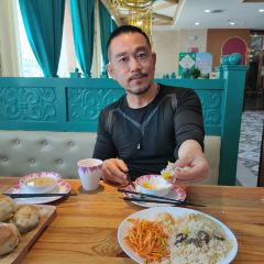 禾田烤包子(独山子店) User Photo