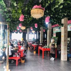 盐帮菌王府石锅鸡(鲁朗店) User Photo