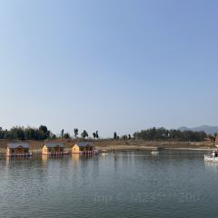 崇阳西庄旅游度假村·牡丹小镇 User Photo