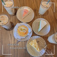 禾慕咖啡商店 User Photo