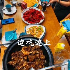 奔犇酒庄·烧烤·私房菜 User Photo