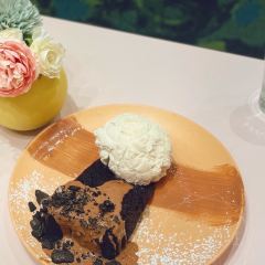 Demetres Downtown Markham User Photo