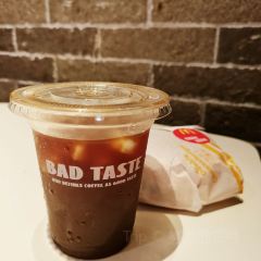 Bad Taste Bar & Lounge User Photo