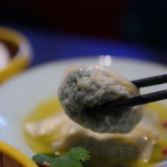 蝴蝶里·粤式点心·乳鸽(长宁来福士店) User Photo