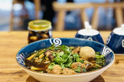 董记炒碗托·裕成源店