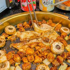 Xiaogaolihanguo Cuisine 여행 사진