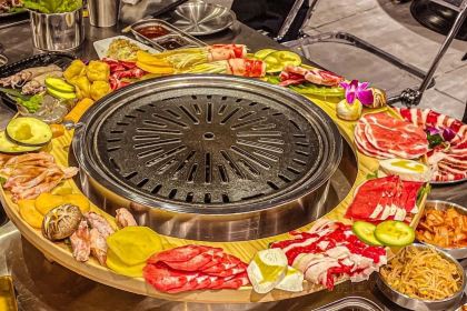 清真·焰焐煻炭火烤肉(郑东商业中心店)