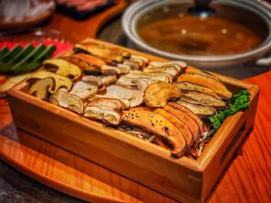 JUNCAI WILD MUSHROOM HOT POT