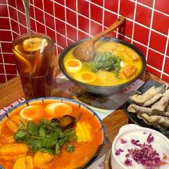 太子浓心港式小锅米线(新田360广场店) User Photo