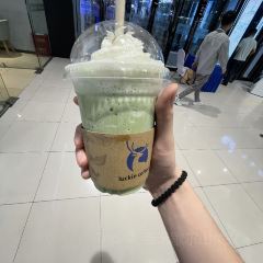 假日金冠(城市之光店) User Photo