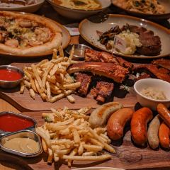 GebruWURST xiangchangxiongdi·deguoxiangchangpijiucanba (longhu u cheng) User Photo