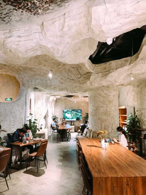 CAFEBAR GeographerDi Li Xue Jia Ka Fei 