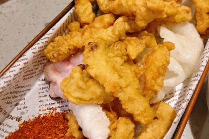 良品哺哺匠心火锅(贡井店)