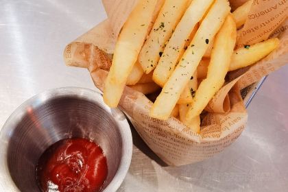 星财记香港冰室·茶餐厅(世欧天虹店)