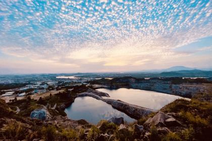 花果山姚姚土窯雞場