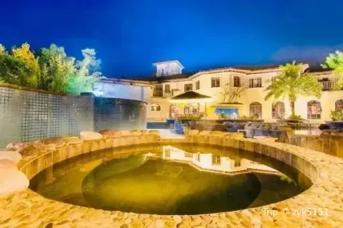 Huashuiwan Hot Spring Resort Area