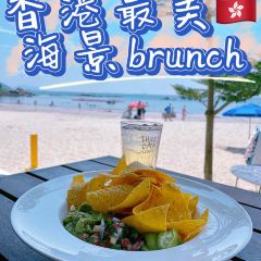 Bathers at Cheung Sha Beach User Photo