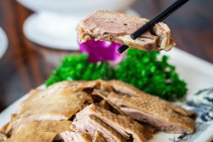 Dengxianxiefang·yangchenghu Country Food