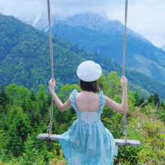 海螺沟阿布的若丁山 User Photo
