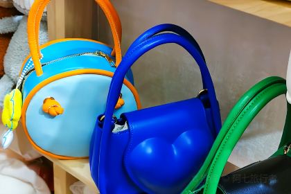 BEI JING YI PIN KAO YA