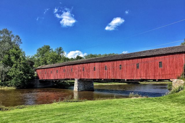 West Montrose Covered Bridge (Kissing Bridge)