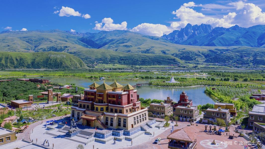 Nanchang to Ganzi County Flights